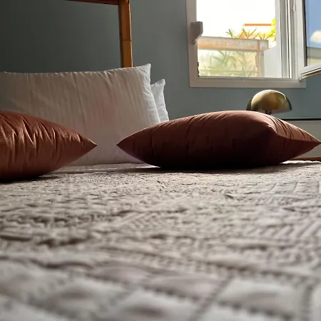 Neda - Spacious With Sea View Garden * Split